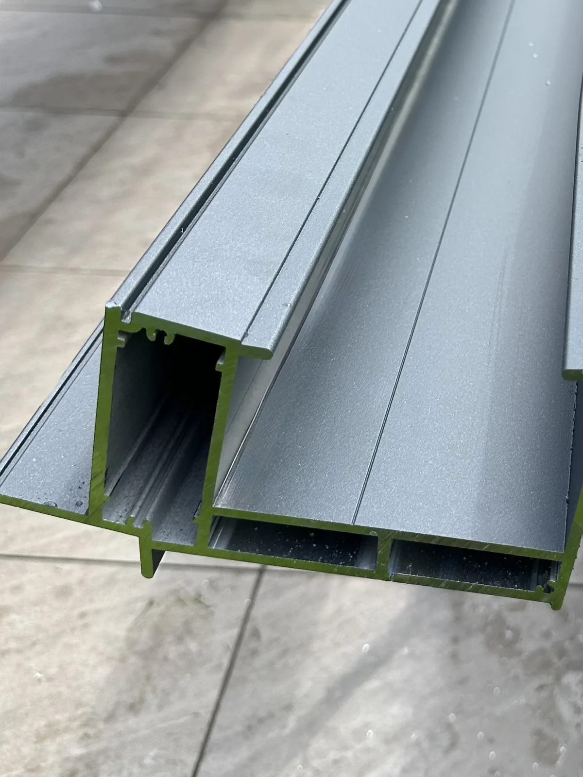 Aluminiumprofil Detail einer Terrassenüberdachung